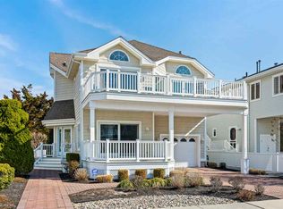 13 12th St W, Avalon, NJ 08202