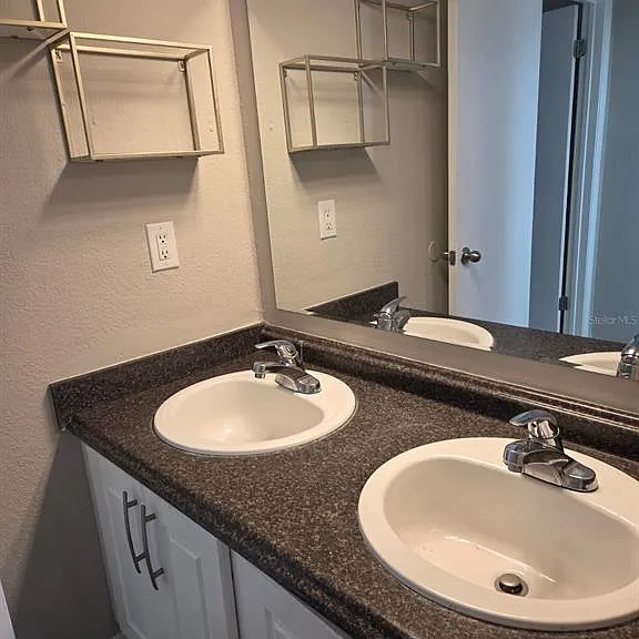 4203 S Semoran Blvd #4 — Photo 14
