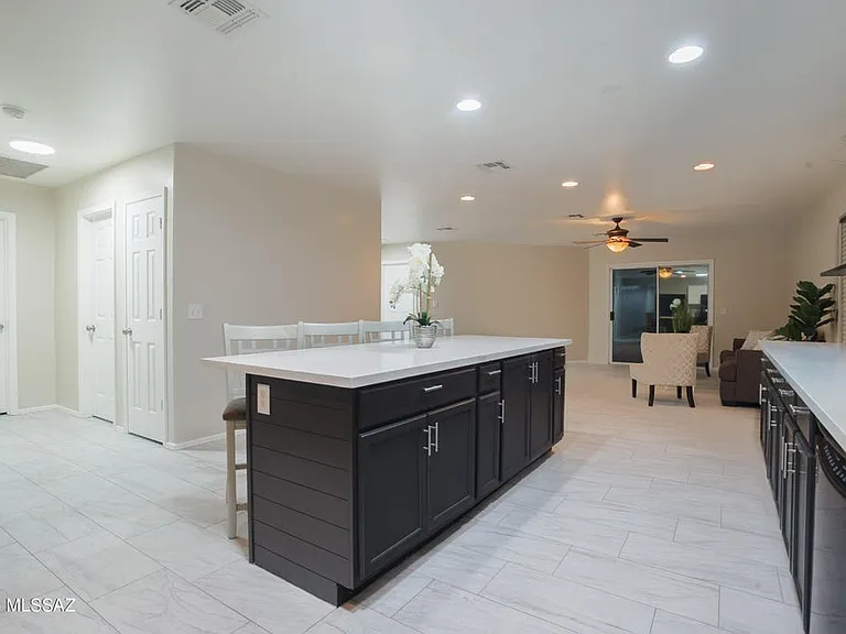 9267 N Red Diamond Ave — Photo 11