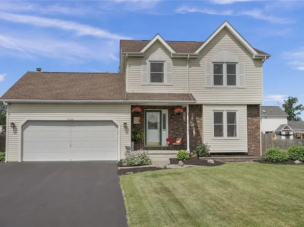 7026 Walmore Rd, Niagara Falls, NY 14304