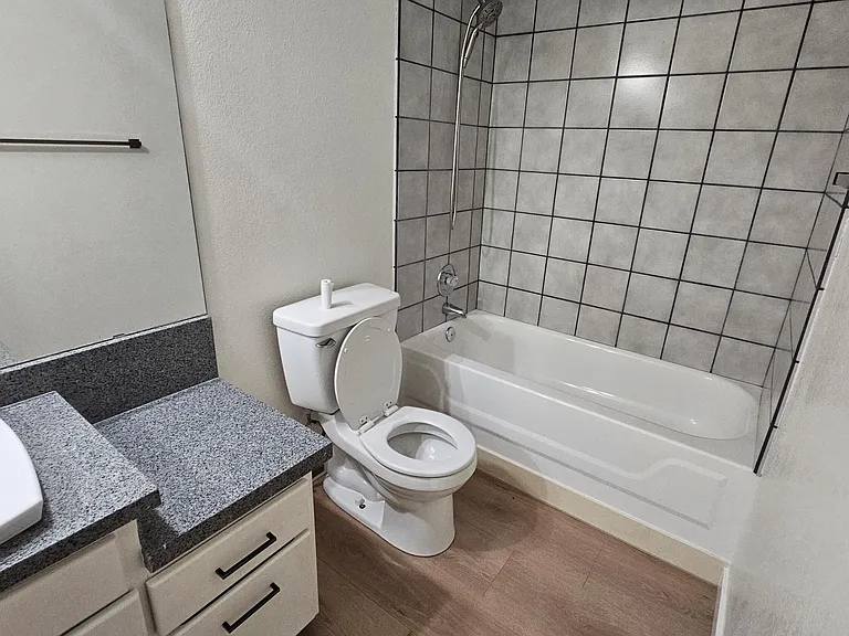 5012 E Presidio Rd — Photo 41