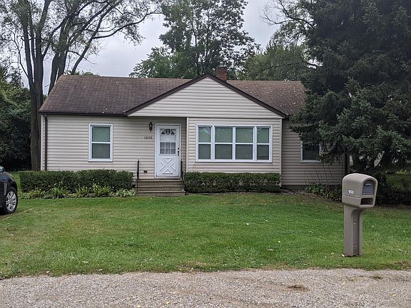 3rd image of 1050 Brinston Ave