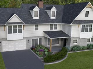 15 Circle Dr, Moorestown, NJ 08057