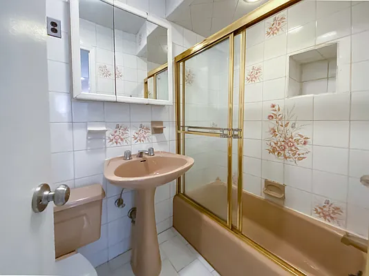 Rented by Kahen Properties | media 13