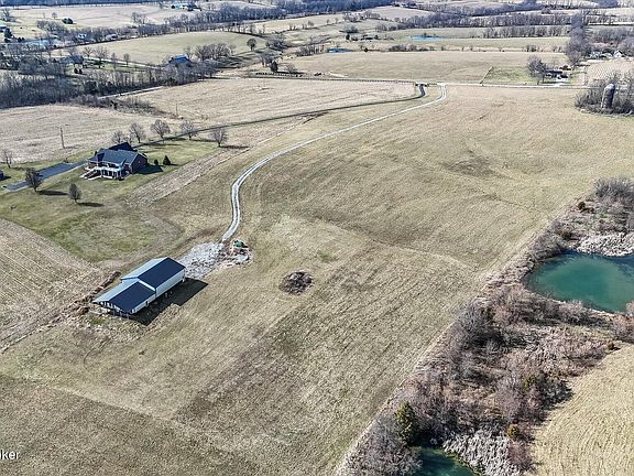 4th image of 2065 Drennon Rd