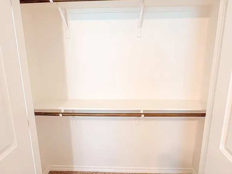 701 Juniper Dr — Photo 13