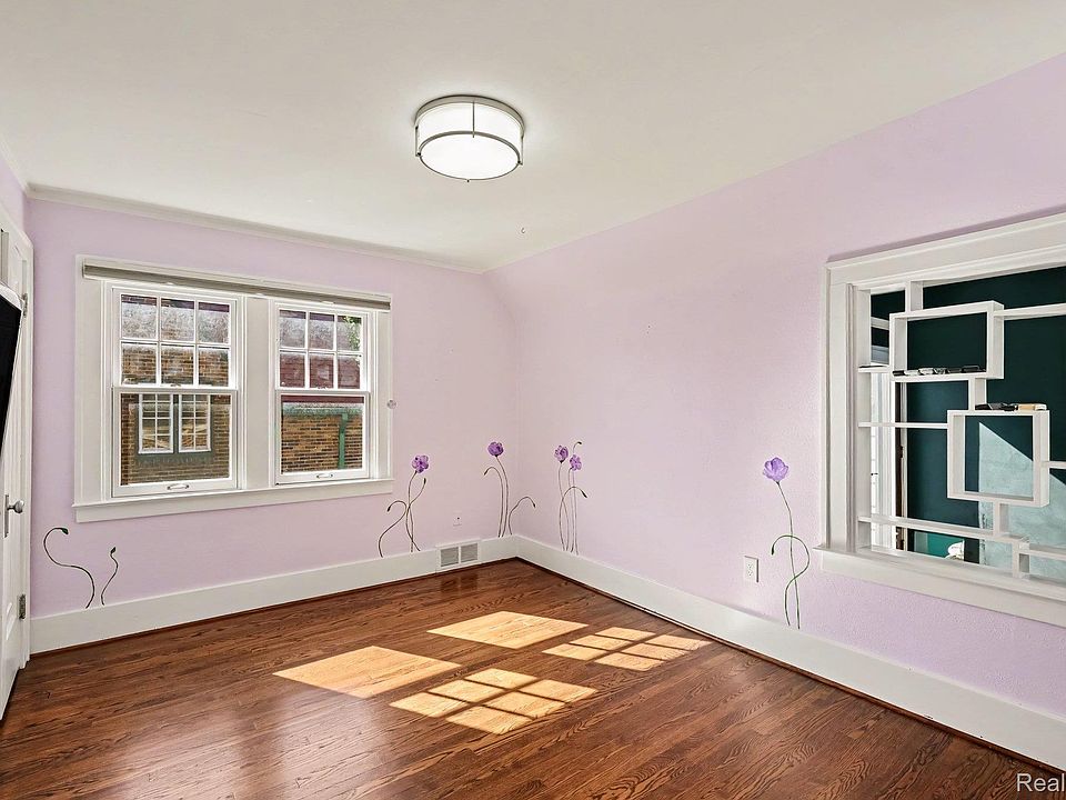 136 S Wilson Blvd, photo 27