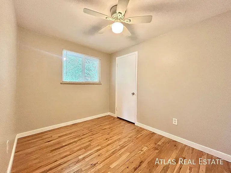 3825 S King St #3829 — Photo 11