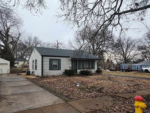 3rd image of 3269 Lynros Dr