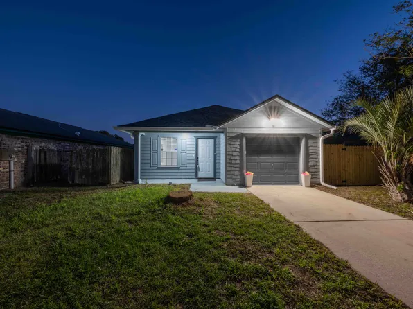 8360 Century Point Dr N, Jacksonville, FL 32216