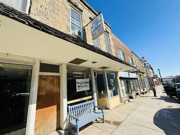 243 High Street, Mineral Point, WI 53565