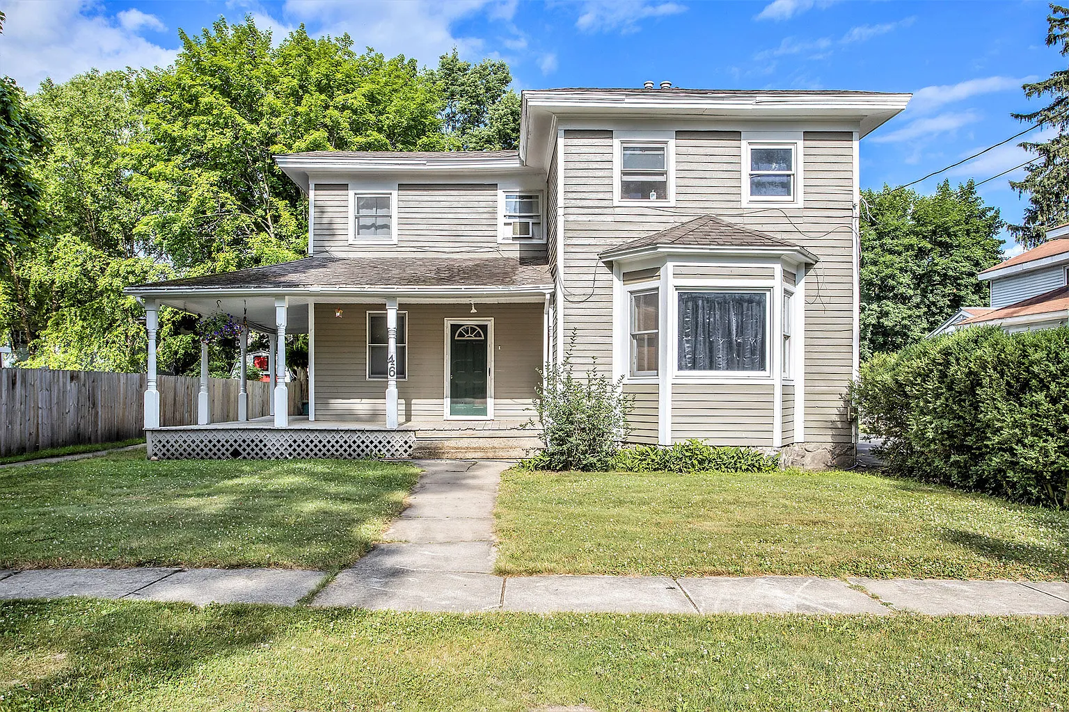 46 Grove St photo 1