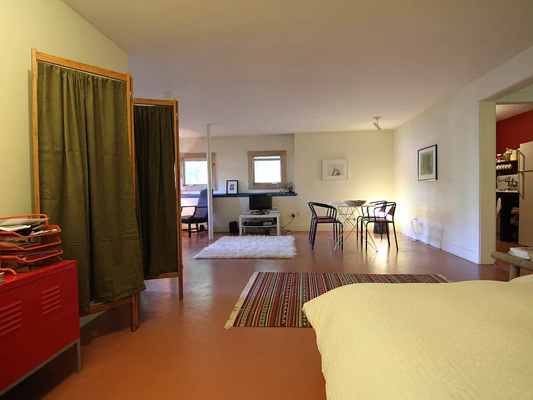20 Dickinson St #2 — Photo 6