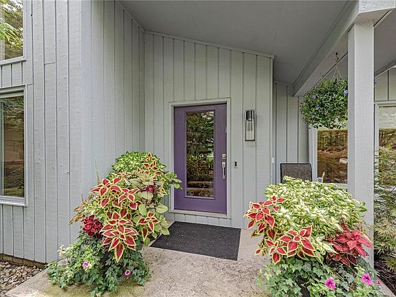 2nd image of 3980 Beechmont Trl
