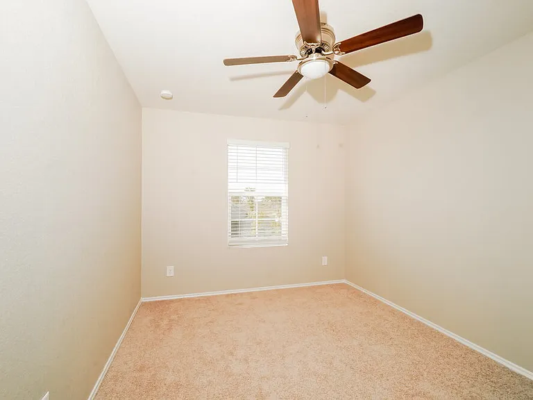 775 Monarch Dr — Photo 15