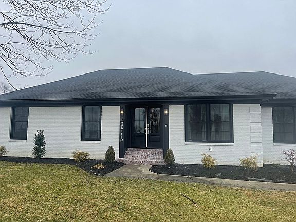 2nd image of 14 Honeysuckle Ln