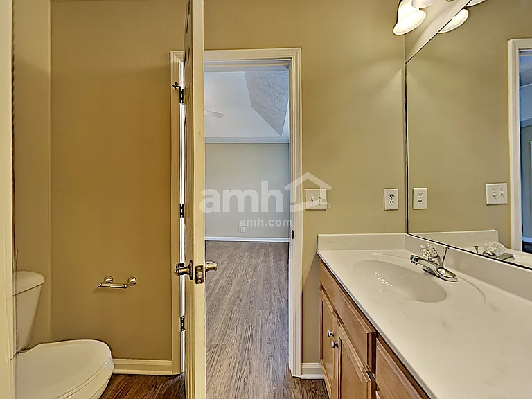 145 Buttermere Dr — Photo 10