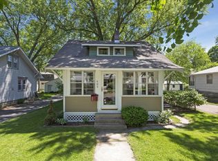 402 Hamline Ave S, Saint Paul, MN 55105