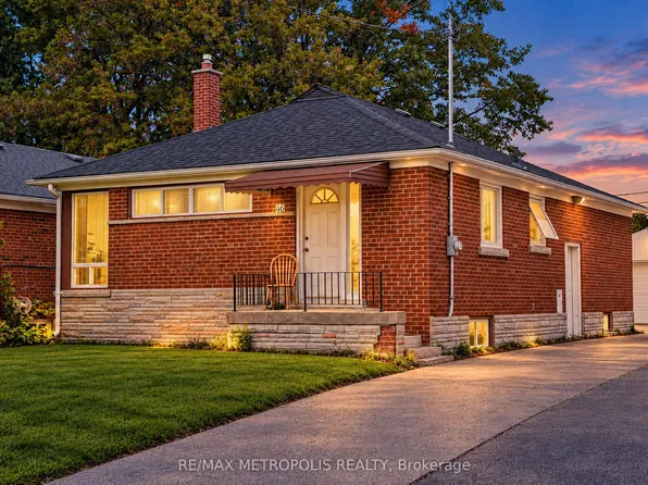 46 Miramar Cres, Toronto, ON M1J 1R4