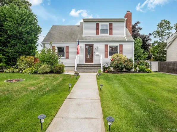 338 Southside Avenue, Freeport, NY 11520