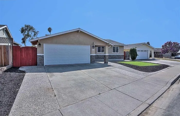 34641 Fielding Ct — Photo 2