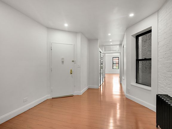5th image of 2220 Frederick Douglass Blvd APT 3N