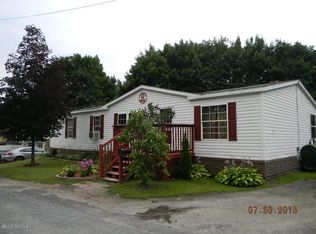 9 2nd Ln, Port Henry, NY 12974