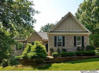 113 Hideaway Ct, Tryon, NC 28782