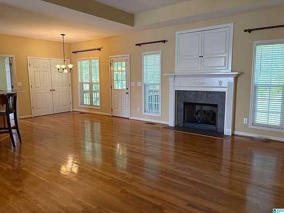 5th image of 9777 Deerview Ln