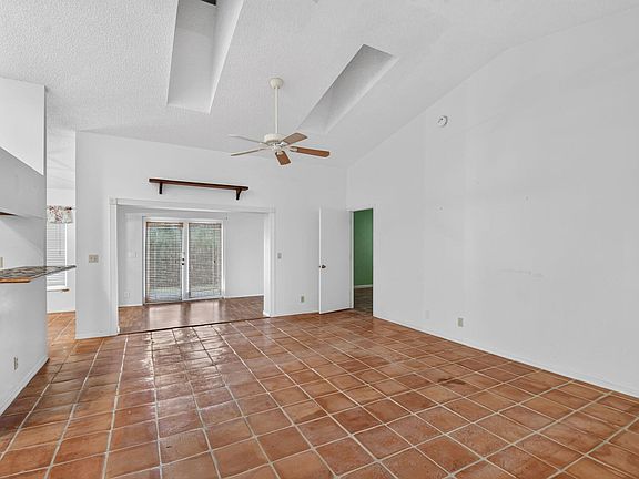 4th image of 5052 ARBOR GLEN Circle