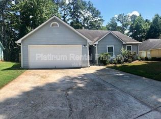 1331 Bailing Dr, Lawrenceville, GA 30043