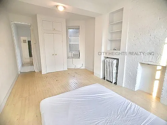 Rented by City Heights Realty | media 15