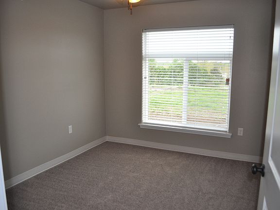 4th image of 591 State St Unit 104