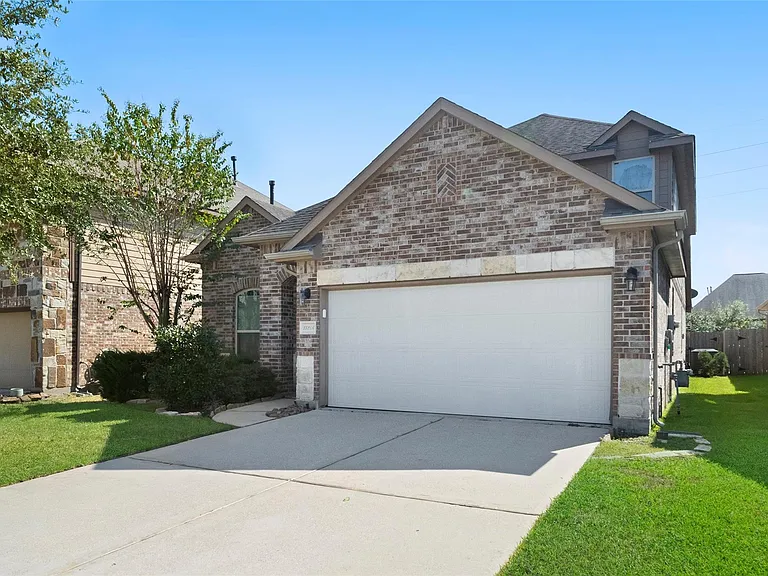 13206 Clover Creek Point Ln — Photo 2