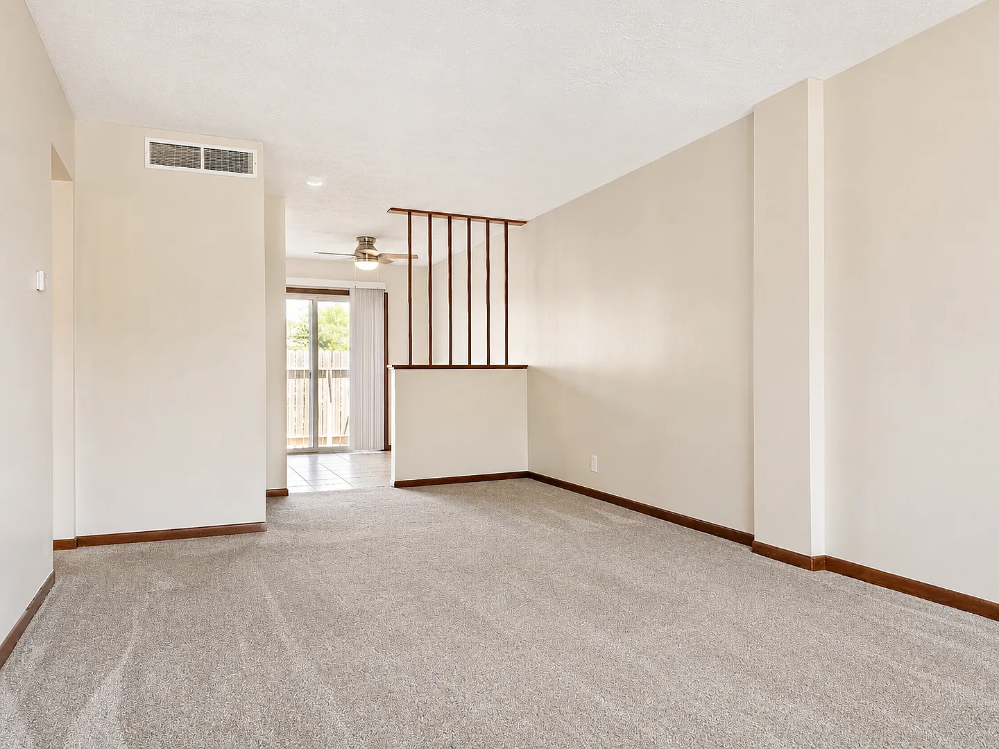 Beau Manor Townhomes — Photo 2