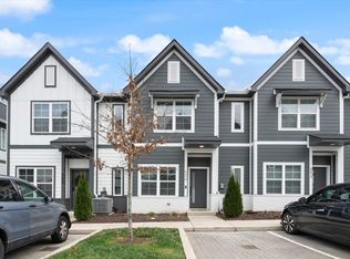 700 N Dupont Ave #504, Madison, TN 37115