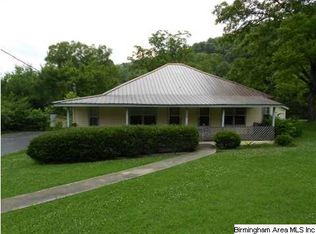 701 5th St NE, Oneonta, AL 35121