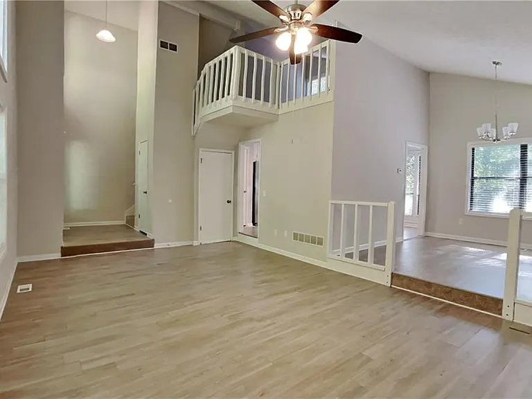 4515 King Springs Rd SE — Photo 3