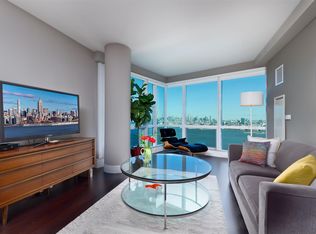 77 Hudson St APT 4305, Jersey City, NJ 07302