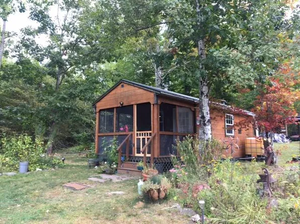 147 Whitaker Road, Troy, ME 04987