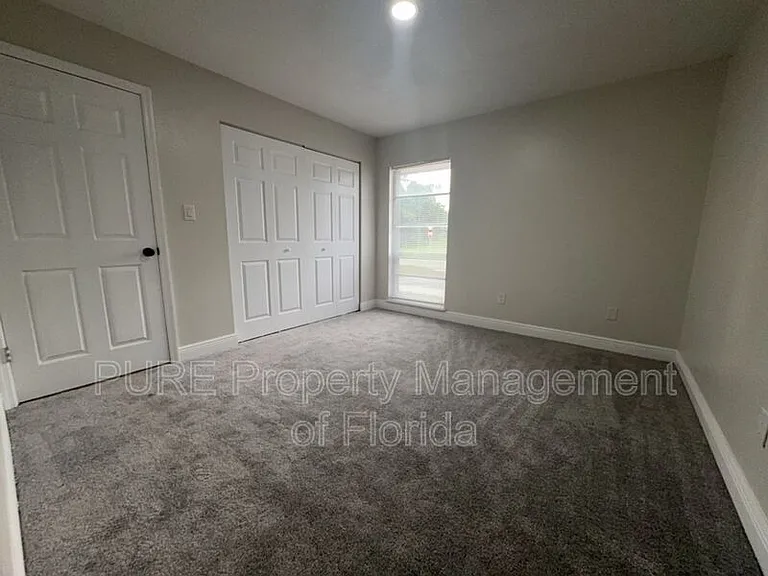 5485 SE 30th Pl #A — Photo 17