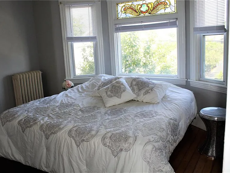 25 W Narragansett Ave — Photo 10