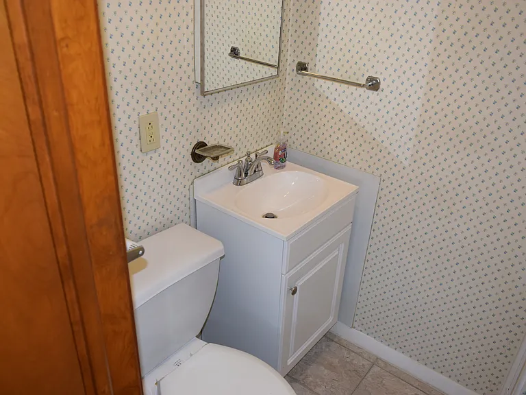 861 Brackenridge Ave — Photo 18