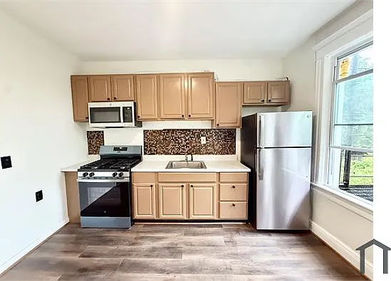 177 Wegman Pkwy #2 — Photo 7