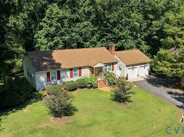 12914 Red Chestnut Dr, Midlothian, VA 23112