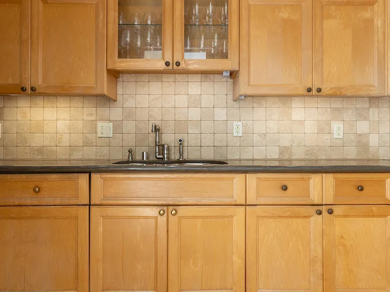 140 Arguello Blvd #A — Photo 32