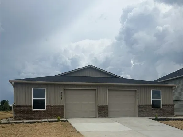 3413 SW Adoration St, Bentonville, AR 72713