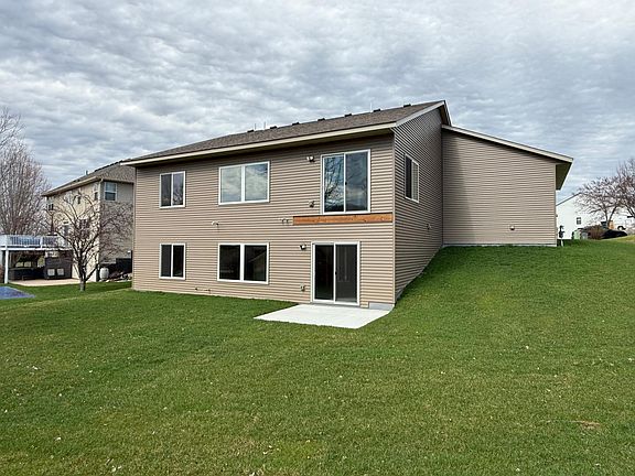 4th image of 2804 Oak Lawn Dr