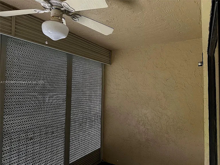 6575 W Oakland Park Blvd #214 — Photo 22