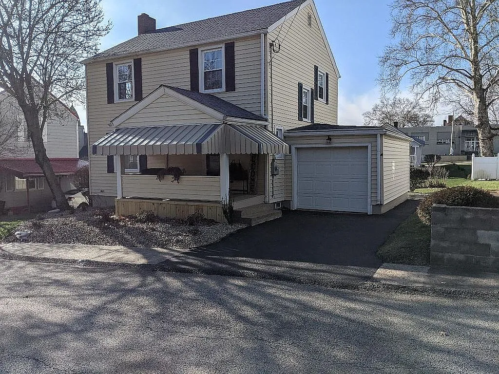 23 Princeton Ave photo 1